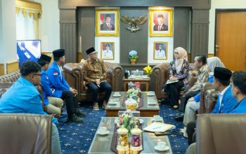 Gubernur Lampung Rahmat Mirzani Djausal bersama Wagub) Lampung Jihan Nurlela menerima audiensi Pengurus Cabang Pergerakan Mahasiswa Islam Indonesia (PC PMII) Kota Bandar Lampung || Foto: Dinas Kominfotik Provinsi Lampung