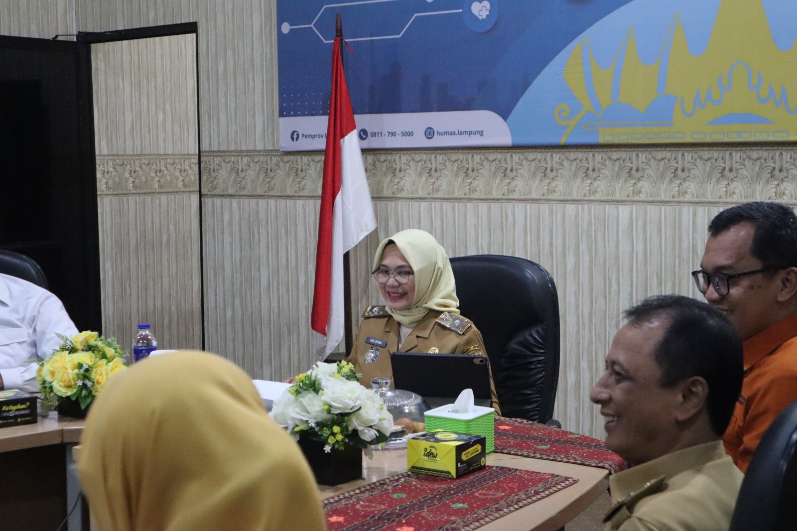 Rakor Pengendalian Inflasi Daerah secara virtual yang dihadiri Staf Ahli Bidang Ekonomi, Keuangan, dan Pembangunan, Liza Derni || Foto: Dinas Kominfotik Provinsi Lampung
