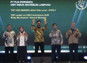 Perwakilan PLN UID Lampung menerima penghargaan TOP CSR Awards 2026 #STAR 4 dalam ajang TOP CSR Awards 2026 di Jakarta || Foto: PLN UID Lampung