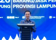 Sekdaprov Lampung Marindo Kurniawan membuka kegiatan Peningkatan Kapasitas Bagi Pelaku Usaha dalam Pengadaan Barang/Jasa Pemerintah di Provinsi Lampung yang diselenggarakan oleh Lembaga Kebijakan Pengadaan Barang/Jasa Pemerintah (LKPP) || Foto: Adpim Pemprov Lampung