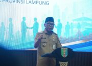 Gubernur Mirza saat menghadiri Pengukuhan Pengurus Asosiasi Pengusaha dan Pengelola Dapur Makan Bergizi Gratis Indonesia (APPMBGI) DPD Provinsi Lampung dan DPD Kabupaten/Kota se-Lampung di Balai Keratun Kantor Gubernur Lampung || Foto: Dinas Kominfotik Provinsi Lampung