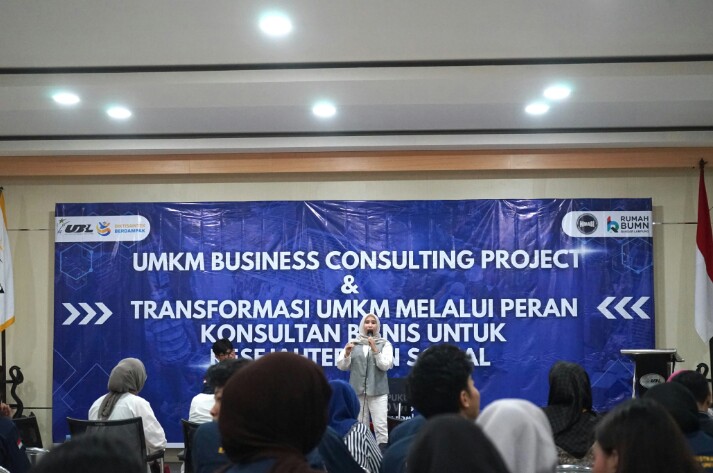 PLN melalui Rumah BUMN Bandar Lampung menggelar Sharing Session bertajuk "Transformasi UMKM Melalui Peran Konsultan Bisnis untuk Kesejahteraan Sosial" sebagai upaya meningkatkan kapasitas dan daya saing UMKM || Foto: PLN UID Lampung