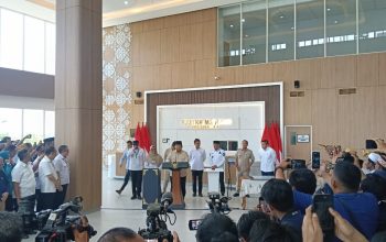 PLN UP3 Pringsewu berhasil menjaga keandalan pasokan listrik selama selama peresmian RSUD K.H. Muhammad Thohir Krui oleh Presiden Republik Indonesia. Kesiapan personel didukung peralatan, kendaraan operasional, serta material cadang guna mengantisipasi potensi gangguan || Foto: PLN UP3 Pringsewu