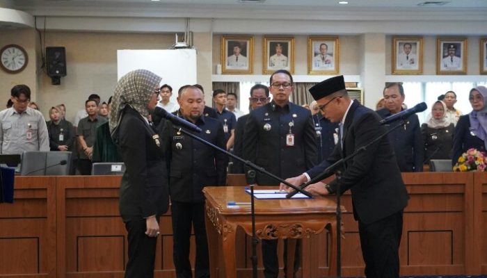 Perkuat Birokrasi Profesional Pemprov Lampung, Wagub Jihan Lantik Indra Sanjaya sebagai Karo Adpim