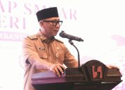 Gubernur Lampung Rahmat Mirzani Djausal saat menghadiri peringatan HUT ke-75 Ikatan Bidan Indonesia (IBI) yang dirangkaikan dengan pencapaian Rekor MURI melalui pelaksanaan pemeriksaan Pap smear massal || Foto: Dinas Kominfotik Provinsi Lampung