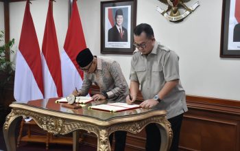 Pemprov Lampung dan Badan Riset dan Inovasi Nasional (BRIN) resmi menandatangani Nota Kesepakatan Sinergi tentang Penelitian, Pengembangan, Pengkajian, dan Penerapan, serta Invensi dan Inovasi dalam Mendukung Pembangunan di Provinsi Lampung || Foto: Dinas Kominfotik Provinsi Lampung