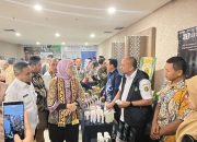 Staf Ahli Gubernur Bidang Pemerintahan, Hukum, dan Politik Yanyan Ruchyansyah dalam Kick Off Meeting Proyek Penguatan Kelembagaan dan Produktivitas KUPS di Kabupaten Lampung Selatan dan Pesawaran || Foto: Dinas Kominfotik Provinsi Lampung