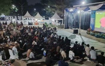 Suasana kegiatan nonton bareng (nobar) pertandingan Piala Dunia FIFA 2026 bersama masyarakat di kawasan Pasar Kreatif dan Seni PKOR Way Halim || Foto: Dinas Kominfotik Provinsi Lampung