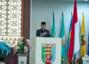 Gubernur Lampung Rahmat Mirzani Djaus dalam Rapat Paripurna DPRD Provinsi Lampung Pembicaraan Tingkat I dengan agenda Jawaban Gubernur atas Pemandangan Umum Fraksi-Fraksi DPRD terhadap Rancangan Peraturan Daerah tentang Laporan Pertanggungjawaban Pelaksanaan APBD Provinsi Lampung Tahun Anggaran 2025 || Foto: Pemerintah Provinsi Lampung