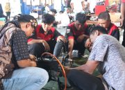 Belajar langsung, praktik langsung. Selama pelatihan, peserta mempelajari berbagai komponen penting kendaraan listrik, mulai dari controller, sistem kelistrikan, hingga pemasangan motor penggerak || Foto: PLN UID Lampung