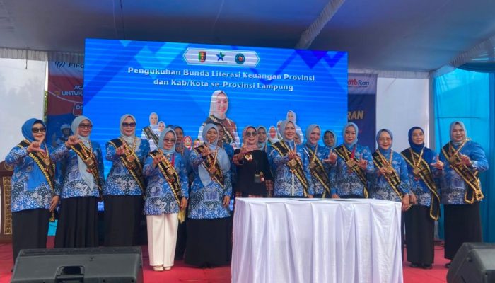 Perkuat Gerakan Edukasi Keuangan, OJK bersama Dinas Perpustakaan dan Kearsipan Provinsi Lampung Gelar Pengukuhan Bunda Literasi Keuangan