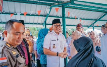 Gubernur Lampung, Rahmat Mirzani Djausal saat meresmikan perubahan nama Rumah Sakit Jiwa Daerah Provinsi Lampung menjadi Rumah Sakit Alamsyah Ratu Perwiranegara || Foto: Pemerintah Provinsi Lampung