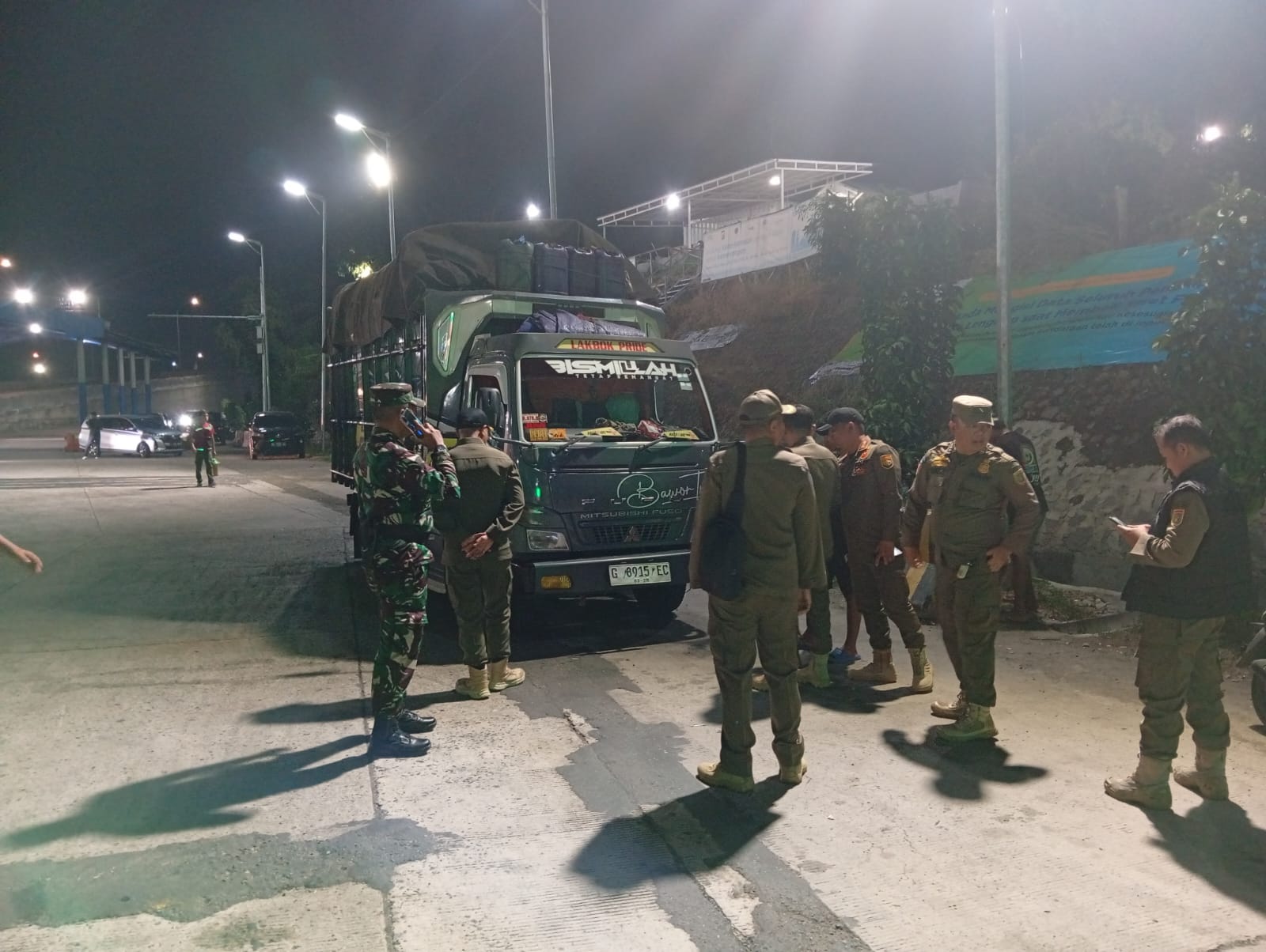 Pemprov Lampung melalui Satuan Polisi Pamong Praja (Satpol PP) bersama Satgas Pangan TNI memperkuat pemantauan terhadap pergerakan komoditas gabah || Foto: Pemerintah Provinsi Lampung