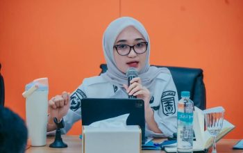 Wakil Gubernur Jihan Nurlela dalam Rapat Koordinasi Kesiapsiagaan Bencana Kebakaran Hutan dan Lahan Provinsi Lampung di Ruang Pusdalops Kantor Badan Penanggulangan Bencana Daerah (BPBD) Provinsi Lampung || Foto: Pemerintah Provinsi Lampung