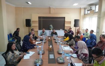 Pemprov Lampung menerima kunjungan Tim Fasilitasi Kelembagaan dan Pelayanan Publik Kemendagri dalam rangka verifikasi faktual terhadap sejumlah usulan penataan kelembagaan perangkat daerah dan UPTD di lingkungan Pemprov Lampung || Foto: Pemerintah Provinsi Lampung