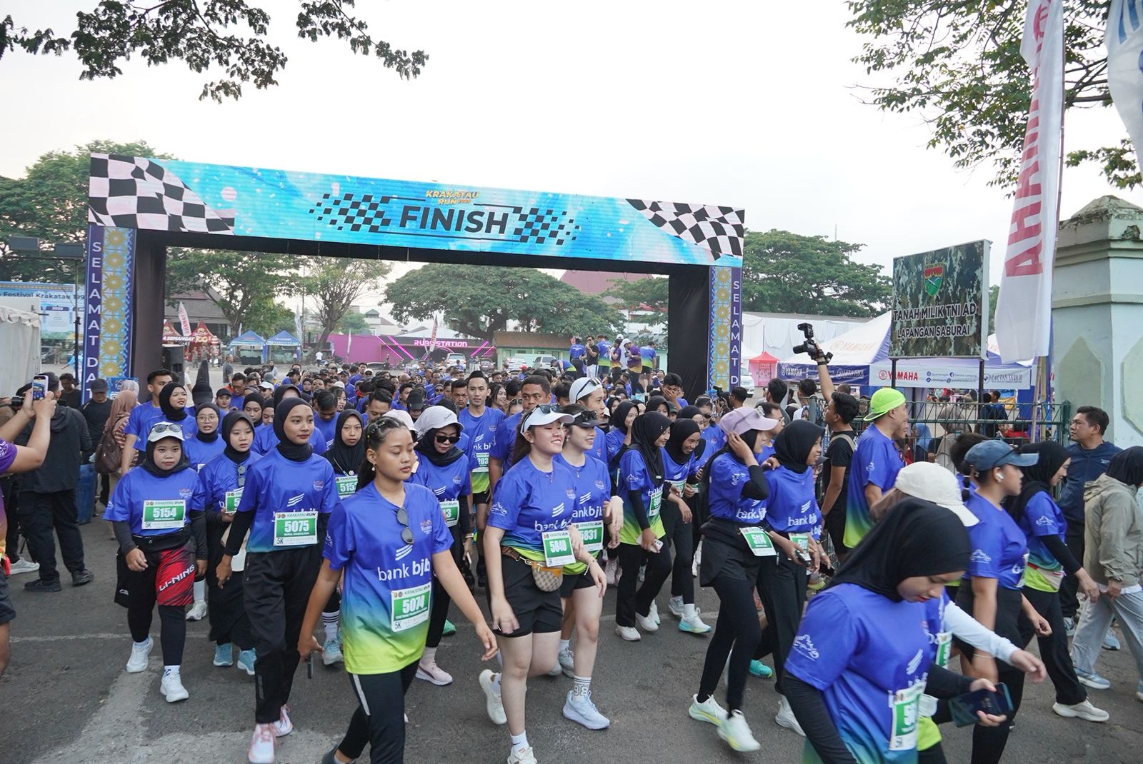 Ribuan pelari dari berbagai kalangan pada Ajang olahraga lari Krakatau Run 2026, memadati area Lapangan Saburai, Enggal, Bandar Lampung, Sabtu (29/8/2026) pagi || Foto: Pemerintah Provinsi Lampung