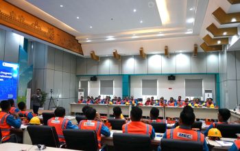 PLN UID Lampung membekali petugas Pelayanan Teknik (Yantek) dengan pemahaman Customer Experience melalui Pelatihan CX100. Penguatan kompetensi ini diharapkan mampu mendukung pelayanan teknik yang semakin cepat, tepat, ramah, dan andal kepada pelanggan || Foto: PLN UID Lampung