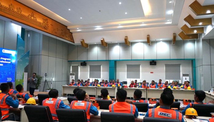 Sambut Hari Pelanggan Nasional, PLN UID Lampung Perkuat Kompetensi Petugas Alih Daya melalui Pelatihan CX100