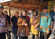 PKL Tanjungsenang Full Senyum, Dapat Bantuan Modal dan Relokasi Tempat Gratis dari Walikota Eva Dwiana